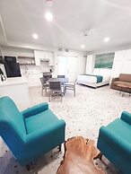 Bridgewalk A Landmark Resort