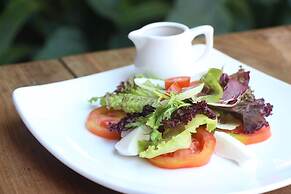 Parigata Resort & Spa