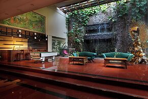 Parigata Resort & Spa