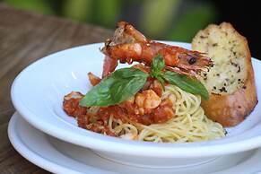 Parigata Resort & Spa