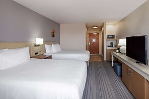 Hilton Garden Inn Bakersfield