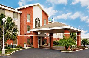 Holiday Inn Express Hotel & Suites Weslaco by IHG