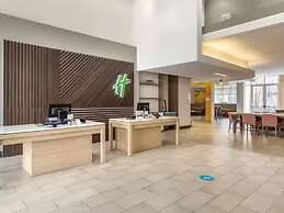 Holiday Inn Atlanta-Gas South Arena Area by IHG