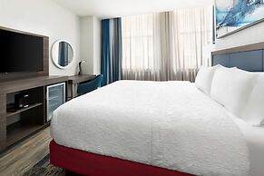 Hampton Inn & Suites Baltimore Inner Harbor