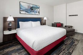 Hampton Inn & Suites Baltimore Inner Harbor