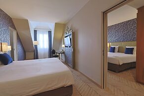 Dream Castle Hotel