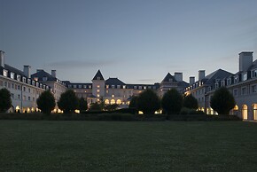 Dream Castle Hotel