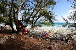 Pigeon Cay Beach Club