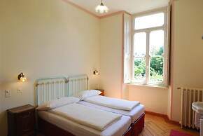 Hotel & Hostel Montarina