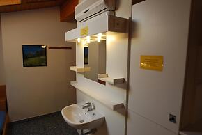 Hotel & Hostel Montarina