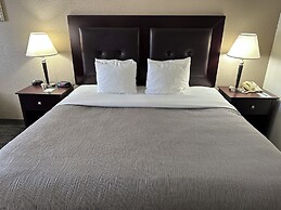 Quality Inn & Suites Everett