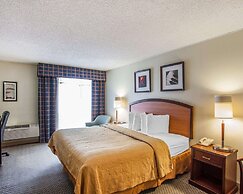 Quality Inn & Suites Everett