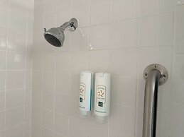 Quality Inn & Suites Everett