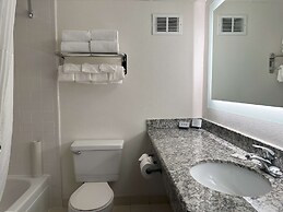 Quality Inn & Suites Everett