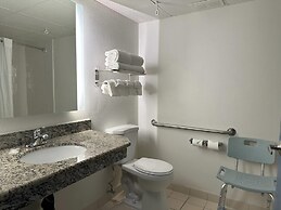 Quality Inn & Suites Everett