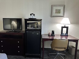 Quality Inn & Suites Everett
