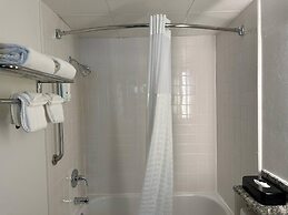 Quality Inn & Suites Everett