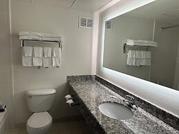 Quality Inn & Suites Everett