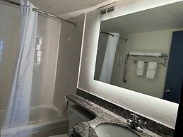 Quality Inn & Suites Everett