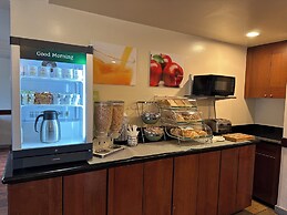 Quality Inn & Suites Everett