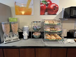 Quality Inn & Suites Everett