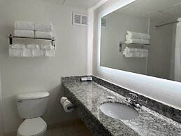 Quality Inn & Suites Everett