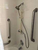 Quality Inn & Suites Everett