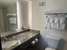 Quality Inn & Suites Everett