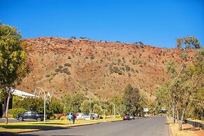 Crowne Plaza Alice Springs Lasseters by IHG