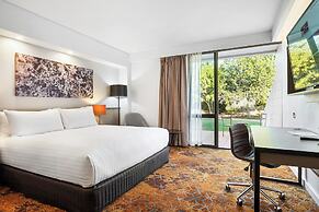 Crowne Plaza Alice Springs Lasseters by IHG