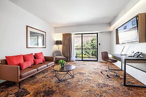 Crowne Plaza Alice Springs Lasseters by IHG