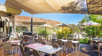 Crowne Plaza Alice Springs Lasseters by IHG