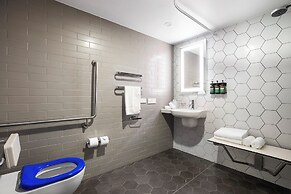 Crowne Plaza Alice Springs Lasseters by IHG