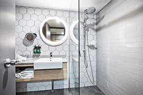 Crowne Plaza Alice Springs Lasseters by IHG