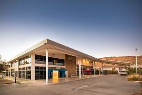 Crowne Plaza Alice Springs Lasseters by IHG