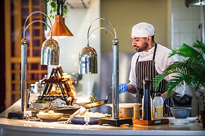 Crowne Plaza Alice Springs Lasseters by IHG