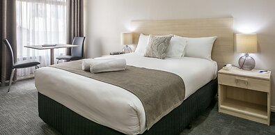 Mandala Ace Albany Hotel