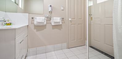 Mandala Ace Albany Hotel