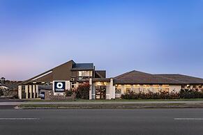 Mandala Ace Albany Hotel