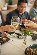 Mandala Ace Albany Hotel