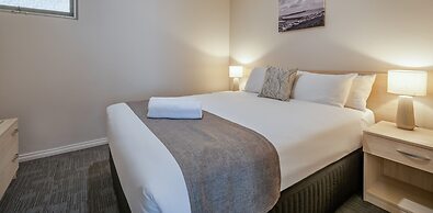 Mandala Ace Albany Hotel