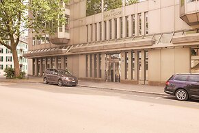 EMA House Hotel Suites