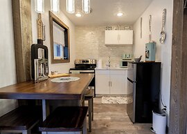 Treasure Mountain Inn