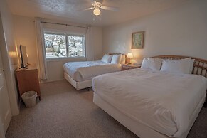 Treasure Mountain Inn