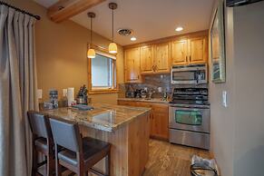 Treasure Mountain Inn