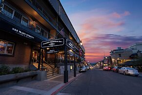 Treasure Mountain Inn