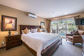 Treasure Mountain Inn