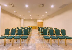 Ramada by Wyndham Valencia Almussafes