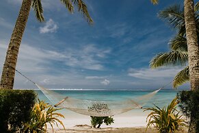 Motu Beachfront Art Villas