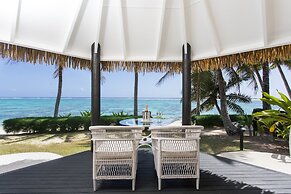 Motu Beachfront Art Villas